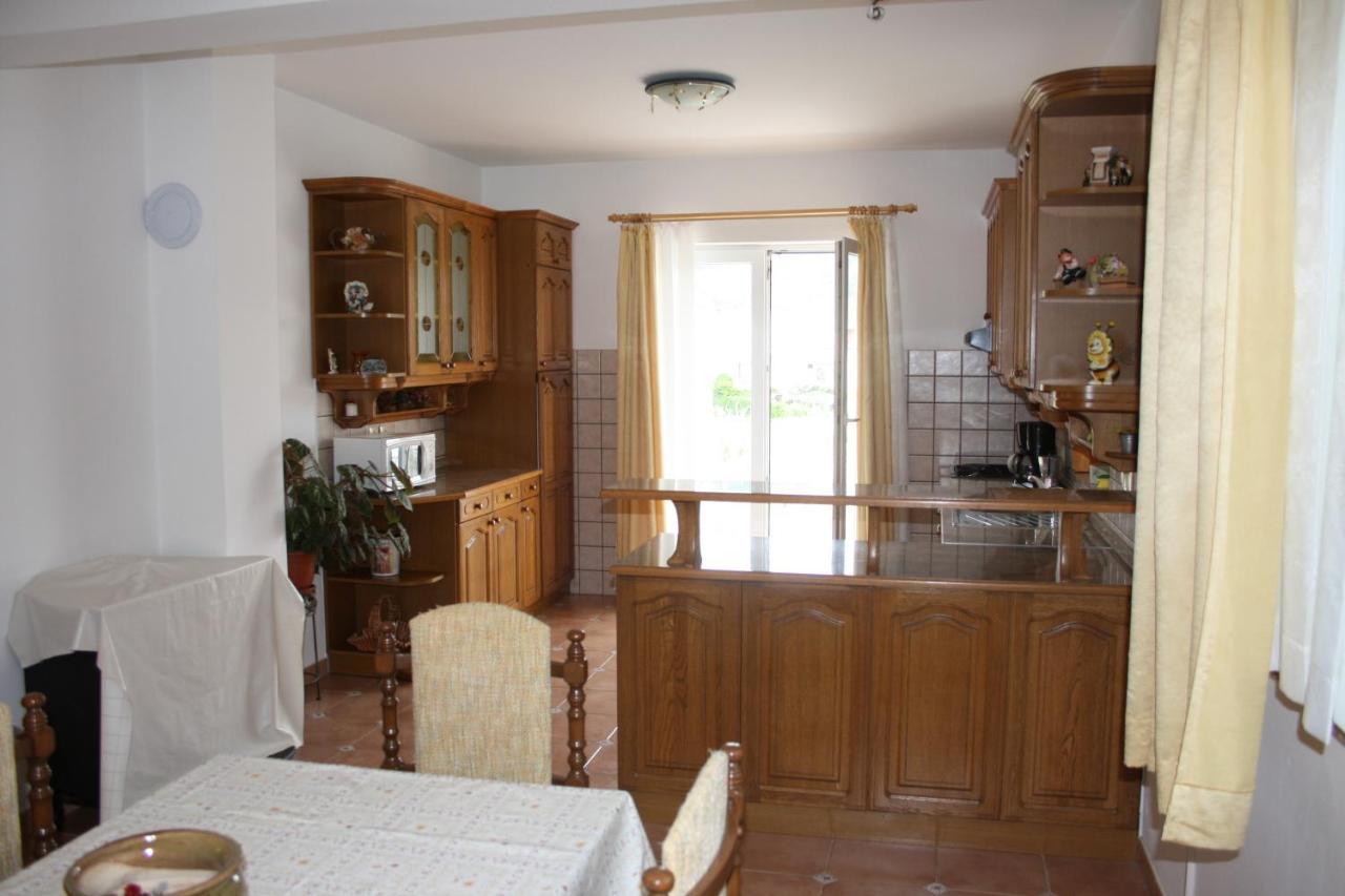 Apartments Sandra Palit Zewnętrze zdjęcie