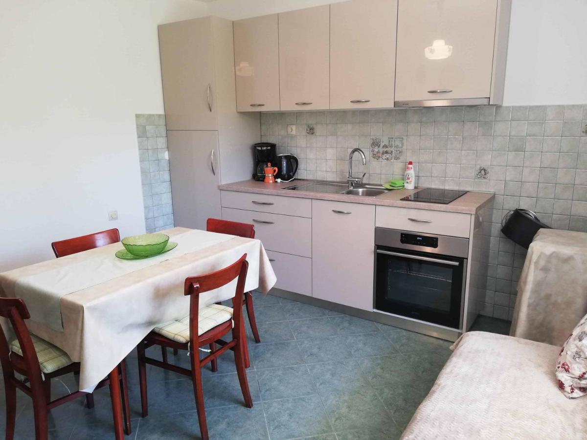 Apartments Sandra Palit Zewnętrze zdjęcie