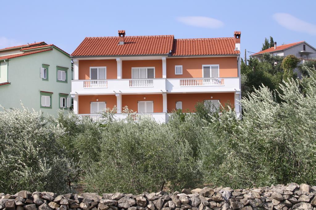 Apartments Sandra Palit Zewnętrze zdjęcie