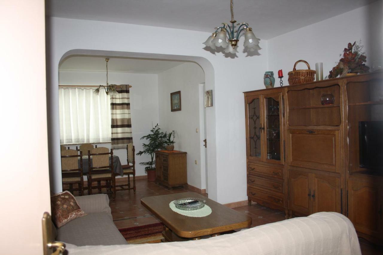 Apartments Sandra Palit Zewnętrze zdjęcie